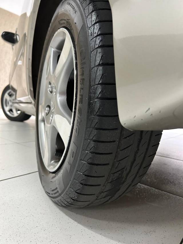 FIT LX 1.4 AUTOMÁTICO - 2006/2007 - DOURADO 18