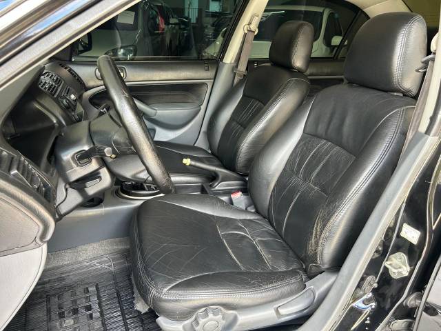 CIVIC LX 1.7 16V MANUAL - 2002/2002 - PRETO 18