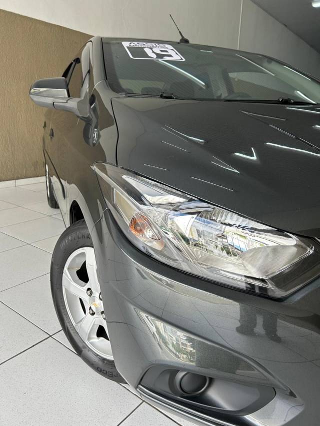 PRISMA LT 1.4 MANUAL - 2018/2019 - CINZA 12