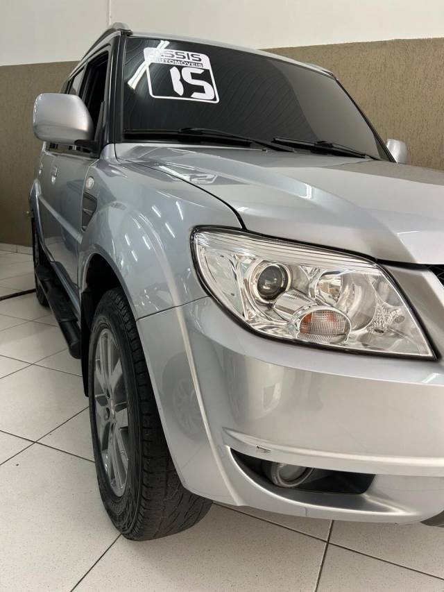 PAJERO TR4 2.0 4X2 AUT. - 2014/2015 - PRATA 22