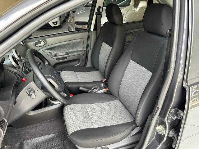 FIESTA SEDAN CLASS 1.6 8V - 2012/2012 - CINZA 6