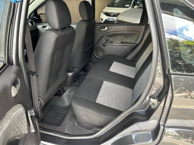 FIESTA SEDAN CLASS 1.6 8V - 2012/2012 - CINZA 22