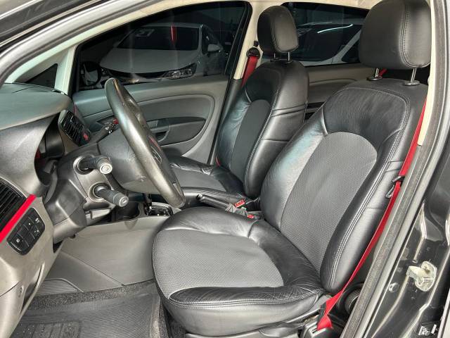 PUNTO SPORTING 1.8 DUALOGIC - 2012/2012 - PRETO 6