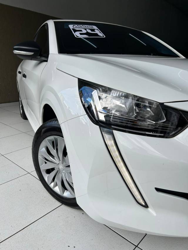 208 LIKE 1.0 FIREFLY MANUAL - 2023/2024 - BRANCO 10